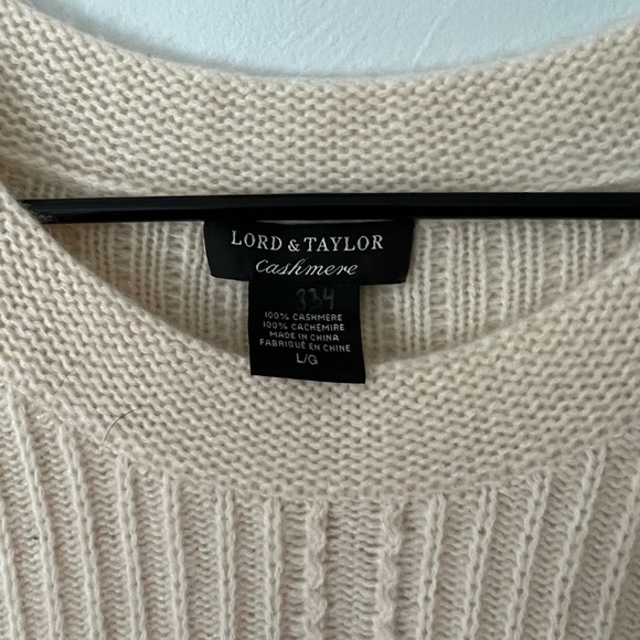 Lord & Taylor Cashmere Sweater - Picture 3 of 5